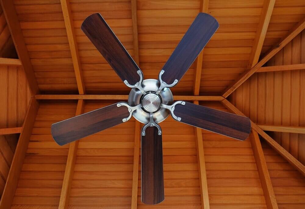 Ceiling Fans Or Chandeliers Learn When, Can You Replace A Chandelier With Ceiling Fan